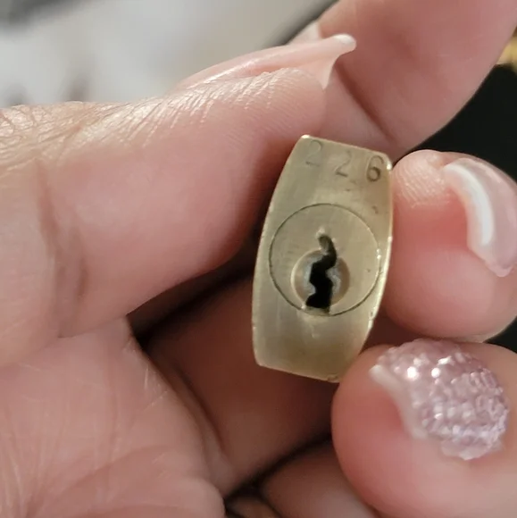 Authentic Vintage Gold Louis Vuitton Key and Lock Necklace Set #226🔒🔑 - Picture 8 of 17